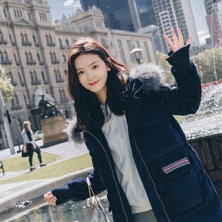 Zhang Ruo Nan 章若楠